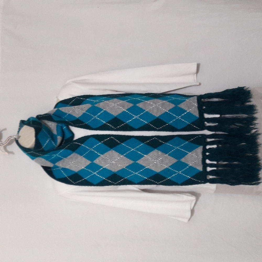 New York & Co Winter Argyle Neck Fringe Scarf Blue Gray Silver One Size